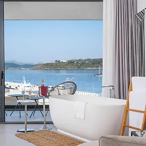 Akana Loft Aparthotel